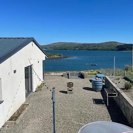 Tigh An Trá * Bantry