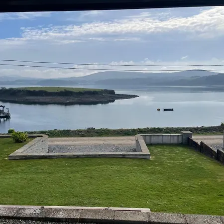Tigh An Trá *